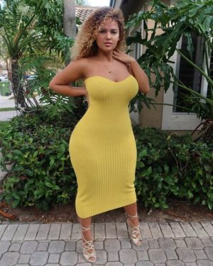 Plus size model Pamela Alexandra photo, video, instagram, height and